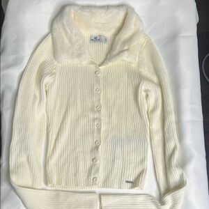 Hollister Cream Cardigan with Faux Fur Collar